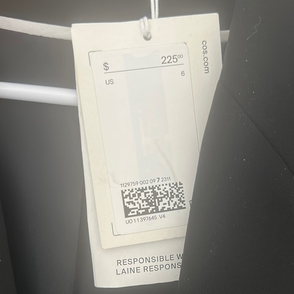 Black Single Breasted Wool Blazer - Picture 3 of 4